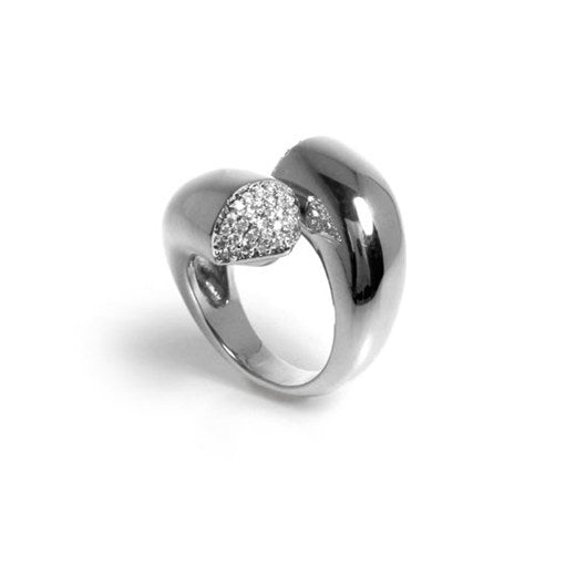 Twisted Pyramid Ring