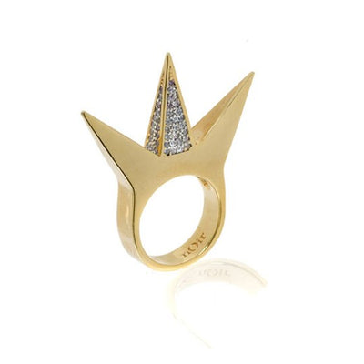 Center Pave 3 Pyramid Ring