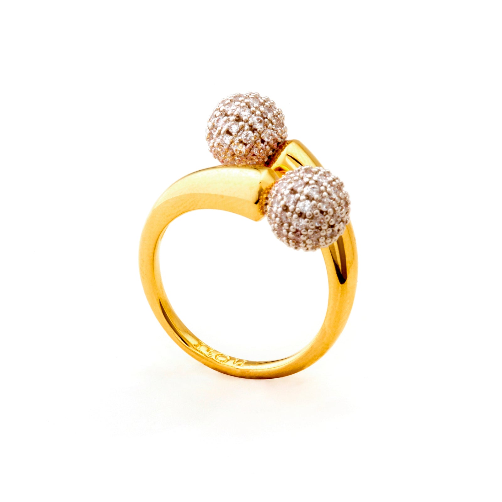 Dee Pave Ring
